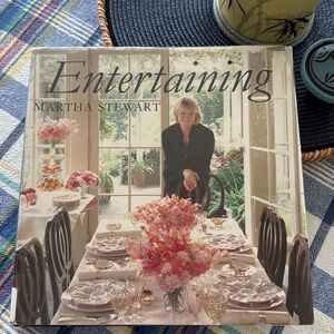 Martha Stewart Entertaining Cookbook Hardcover Edition 1998